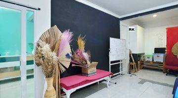 Gambar 3 Dijual Rumah Cantik, Furnished, Area Legenda Wisata