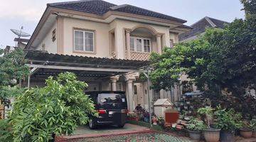 Gambar 1 Dijual Rumah Mewah Depan Taman Dekat Mall Living World