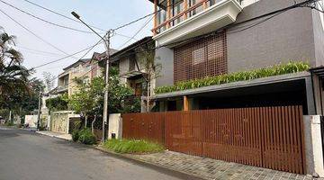 Gambar 2 MODERN HOUSE PONDOK INDAH LOKASI STRATEGIS SHM