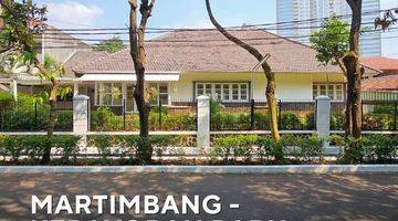 Gambar 1 RUMAH VINTAGE MARTIMBANG KEBAYORAN BARU SHM