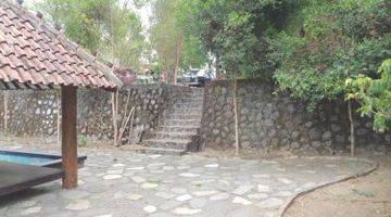 Gambar 1 Villa Asri di Dekat Candi Borobudur, Magelang