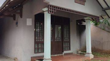 Gambar 1 Rumah lama 2lantai di Area Jl.Mandar Bintaro Jaya