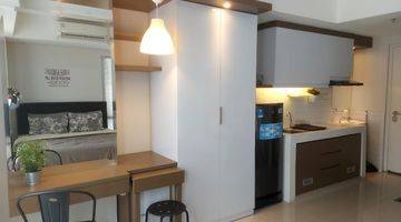 Gambar 3 Apartemen THE BREEZE type Studio Fully Furnished