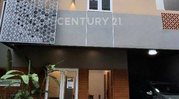 Gambar 1 Rumah Modern Milenial House Roofrop Garden Di Cilandak 7558