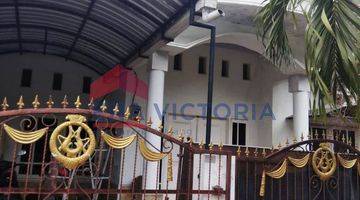 Gambar 1 Rumah Dijual Di Griya Intan Asri, Dermo, Mojoroto, Kota Kediri. Di Depan Rumah Ada Arena Bermain Anak. 500 Meter Dari Pintu Masuk Kompek Perumahan. Ada Kamar Mandi Dalam Dan Gudang, 700 Meter Ke Pabrik Gula Meritjen