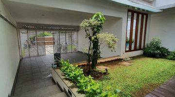 Gambar 1 Rumah 2 Lantai Lokasi Tenang Un Furnished , SHM , Menteng 