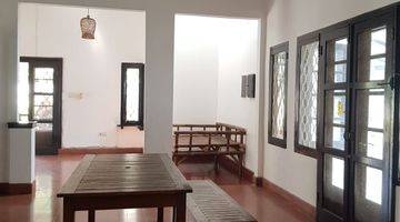 Gambar 1 Rumah Unfurnished Lokasi Tenang , Tidak Ramai , SHM , Menteng 