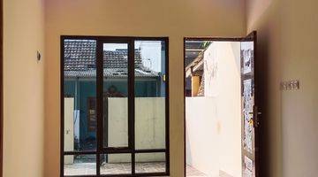 Gambar 2 Rumah full renov 2 lantai modern minimalis Citra Raya 