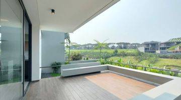 Gambar 2 Lakeside Vista Modern Luxury Tropical House KBP