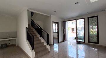 Gambar 4 Di Jual Rumah Cluster Cynthia Summarecon Bandung