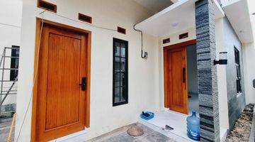 Gambar 4 Rumah Mewah Solo Kota 2 Lantai Dalam Town House