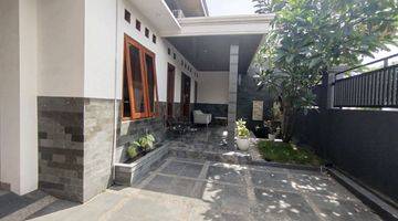 Gambar 4 Rumah Mewah Solo Kota Ada Kolam Renang Full Furnish