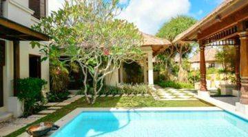 Gambar 1 Freehold 3 Bedroooms Villa Balinesse Style Furnished In Jimbaran Bali.