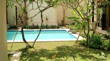 Gambar 4 Freehold 3 Bedroooms Villa Balinesse Style Furnished In Jimbaran Bali.