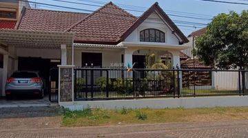 Gambar 1 Rumah Mewah Furnished di Araya, Blimbing Malang