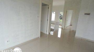 Gambar 4 Jual Rumah Jalan Naman Iskandar Cinere Kota Depok Bagus Siap Huni