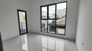 Gambar 1 Rumah Brand New Bintaro Jaya Sektor 9