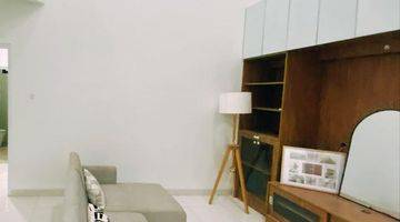 Gambar 5 Rumah 2 Lantai Bagus di Puspita Loka Bsd, Tangerang, Shm, Semi Furnished