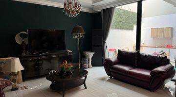 Gambar 5 Rumah 2 Lantai Bagus Semi Furnished di Raffles Hills, Jakarta Timur