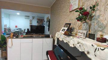 Gambar 5 Rumah Bagus Semi Furnished SHM di Kota Wisata, Jakarta Timur