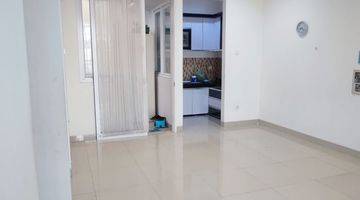 Gambar 4 Rumah 2 Lantai Bagus Semi Furnished SHM di Citra Grand, Jakarta Timur