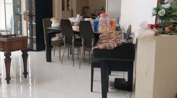 Gambar 5 Rumah mewah Semi Furnished di Raffles Hills, Jakarta Timur