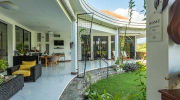 Gambar 2 Villa Bagus Furnished View Mountain di Lovina, Buleleng Bali