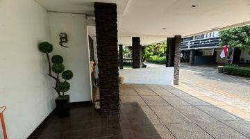 Gambar 2 Rumah 2 Lantai Bagus Semi Furnished di Raffles Hills, Jakarta Timur