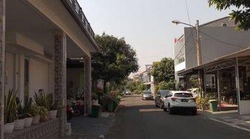 Gambar 2 Rumah Idaman 3 Lt di Jalan Lebar 12 menit ke CBD Ciledug Family Mall Harga Nego J18598