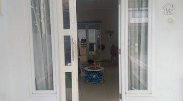 ruang tamu rumah dijual semi furnished  pamulang