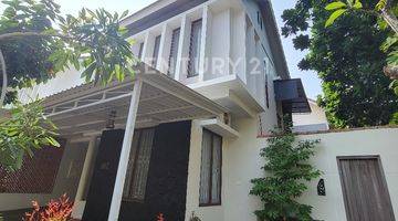 Gambar 1 Dijual Rumah Asri Hook Di Discovery Conserva Bintaro Jaya Tangsel