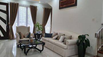 Gambar 1 Dijual Rumah Cantik Mewah Siap Huni Di  Hook Discovery  Bintaro 