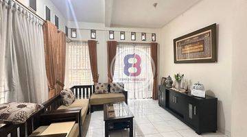 Gambar 2 Rumah di Emerald sektor 9 Tangerang Selatan Bagus 2 Lantai