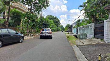 Gambar 3 Rumah Besar Tua Layak Huni, Kemanggisan, Jakarta Barat