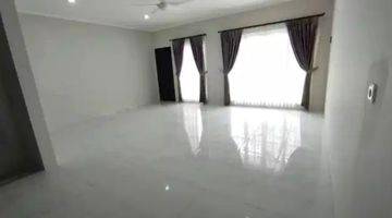 Gambar 2 Rumah 3 Lantai Baru Semi Furnished di Pejaten, Jakarta Selatan