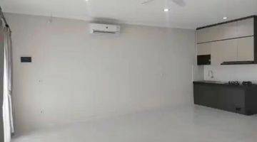 Gambar 3 Rumah 3 Lantai Baru Semi Furnished di Pejaten, Jakarta Selatan