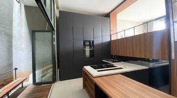 Gambar 4 Rumah Cantik 3 lantai semi furnished di Pejaten Jakarta Selatan 