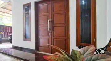 Gambar 2 Dijual cepat rumah asri di Bendungan Hilir dekat Sudirman Senayan