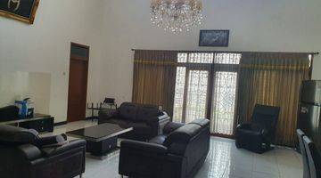 Gambar 4 Dijual rumah bagus 2 lantai di Kembar Mas