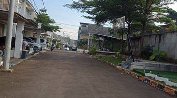 Gambar 4 RUMAH SIAP HUNI DEKAT THE PARK SAWANGAN