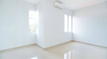 Gambar 1 Rumah Strategis 10 Menit Ke Gerbang Tol Bsd Semi Furnished Siap Kpr J11480