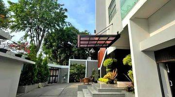 Gambar 4 Rumah Mewah Modern Akses 3 Mobil Privat Pool Tebet Barat