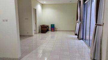 Gambar 5 Jual Rumah Jalan Kecapi 2 Lantai Jakarta Selatan 3 Kamar Tidur