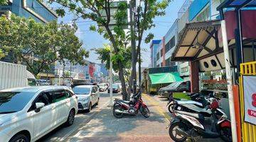 Gambar 4 Sewa Ruko Biak Roxy, Jkt Pusat 4 Lantai 4 Kamar Mandi Hadap Timur