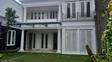 Gambar 1 Dijual Rumah Colonial Classic 2 Lantai di Menteng