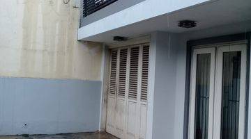 Gambar 5 DIJUAL Rumah Hoek Antik 2 Lantai di Pondok Indah