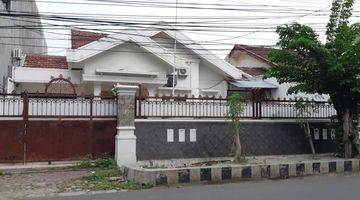 Gambar 1 Dijual Rumah SHM di Jl Raya Sukomanunggal, Surabaya