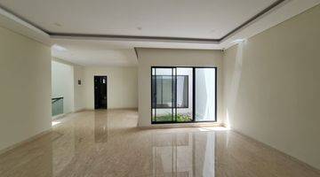 Gambar 4 Rumah Mewah Lake View Cluster Mozart Gading Serpong