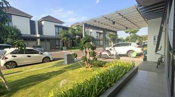 Gambar 2 Rumah Summarecon Bandung Cluster Emily type Elsa standar 2 lantai 3 KT Semi Furnish