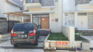 Gambar 3 Rumah Lelang Bank 2 Green Caraka Residence Arcamanik 2 lantai bagus